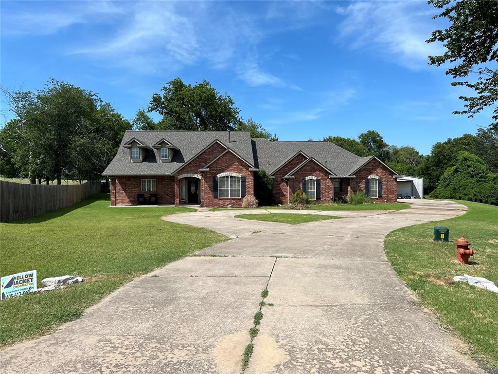 18th St, Moore, OK 73160