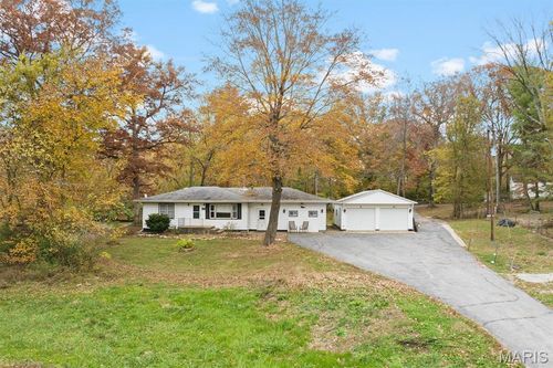 7401 State Route 140, Edwardsville, IL, 62025-6101 | Card Image