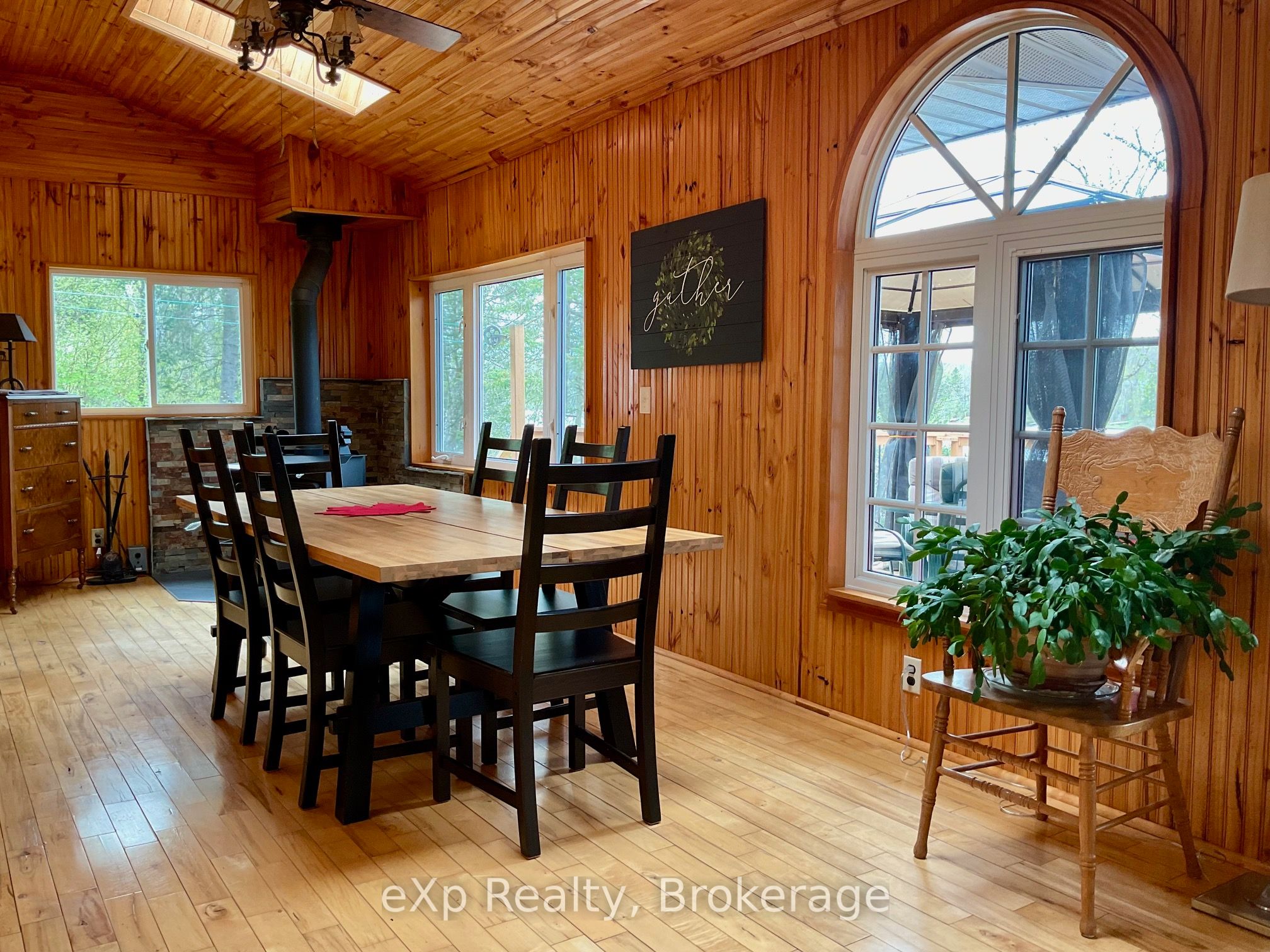 Residential in Parry Sound Remote Area 4