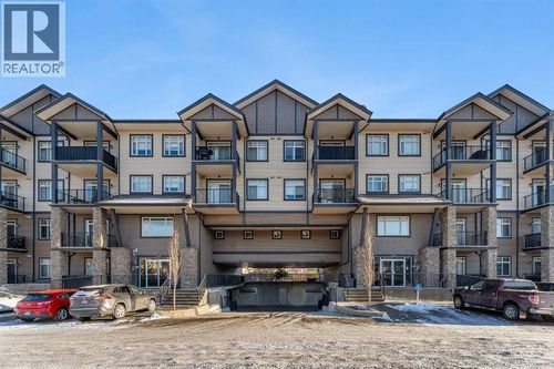 121-117 Copperpond Common Se, Calgary, AB, T2Z5E2 | Card Image