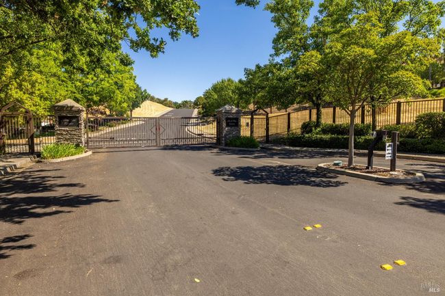 6141 N Vine Street, House other with 4 bedrooms, 3 bathrooms and 2 parking in Vacaville CA | Image 66