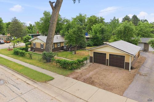 2103 5th Ave, Rapid City, SD, 57702-3366 | Card Image