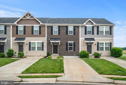 35252 Sara Ct, LOCUST GROVE, VA, 22508-2276 | Card Image