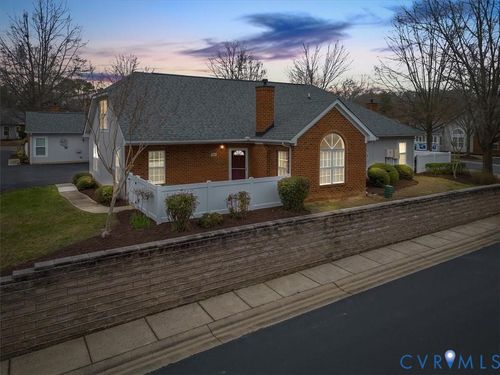 3327 Stone Manor Cir, Chester, VA, 23831-2129 | Card Image