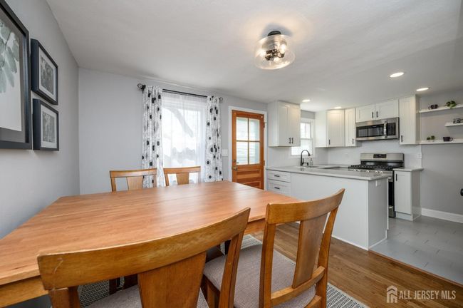 245 Newman St, Townhouse with 2 bedrooms, 1 bathrooms and null parking in Metuchen NJ | Image 9