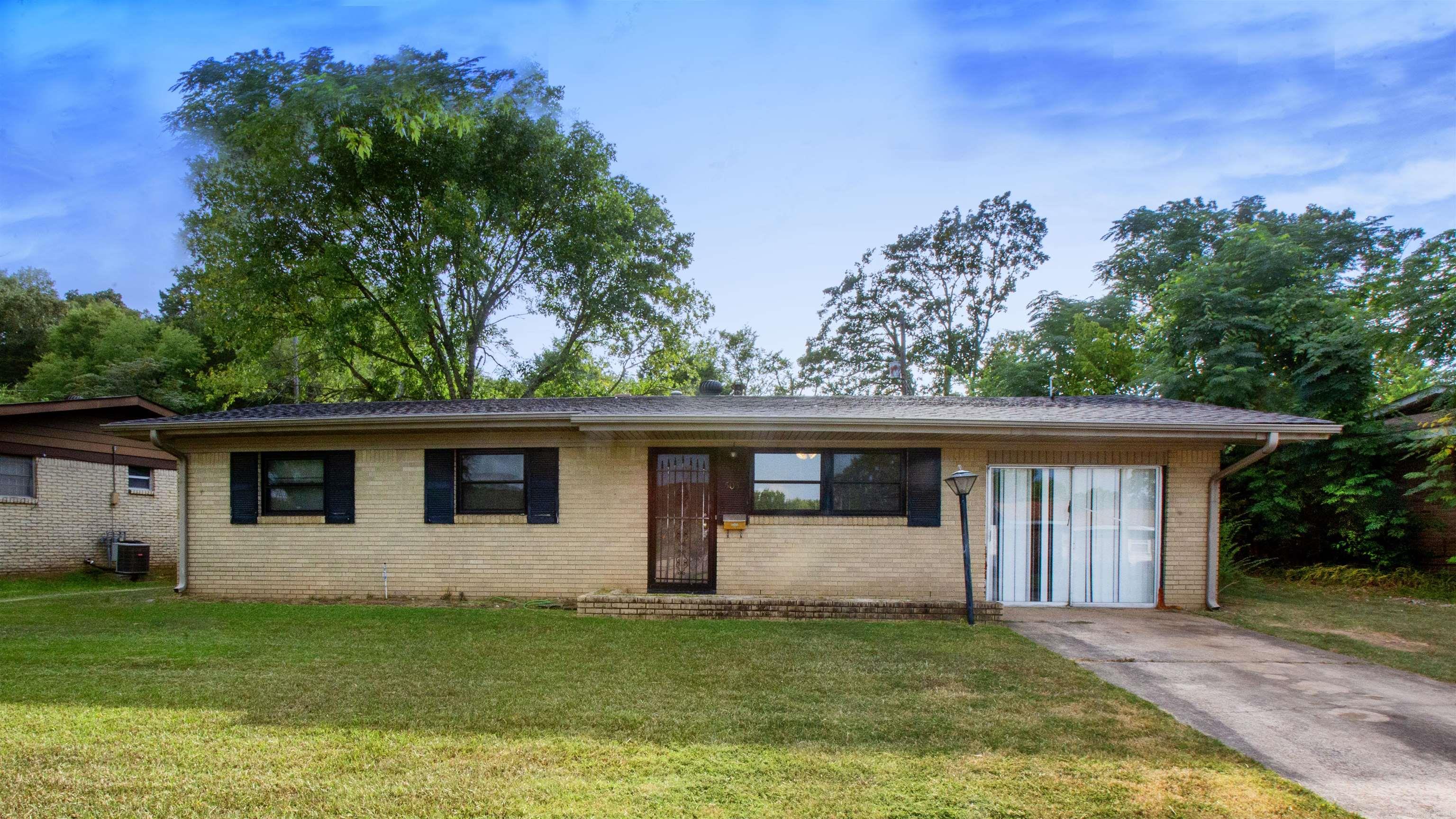 Sierra Madre Dr, North Little Rock, AR 72118 #1