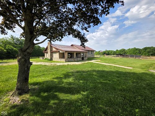 6736 W County Road 675 S, Reelsville, IN, 46171-8988 | Card Image