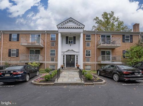 apt-2-5-919 Montgomery Ave, BRYN MAWR, PA, 19010-2838 | Card Image