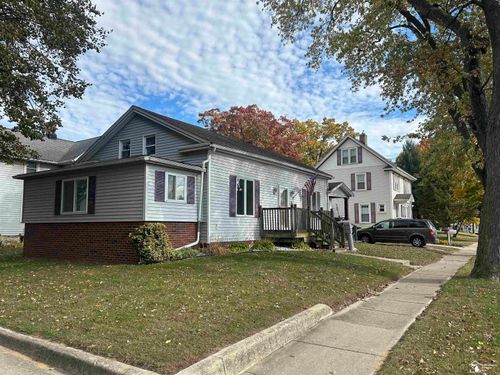 28 W 7th St, Monroe, MI, 48161-1402 | Card Image