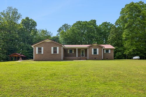 426 Schwartz Ln, Estill Springs, TN, 37330-3602 | Card Image