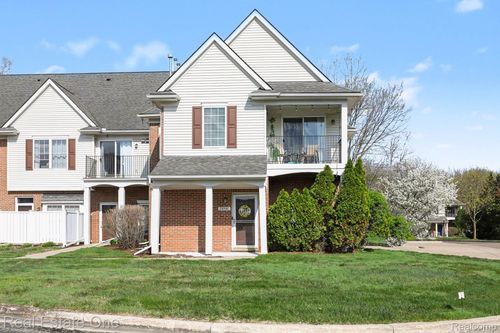 c-2858 Cottonwood Dr, Waterford, MI, 48328-4916 | Card Image