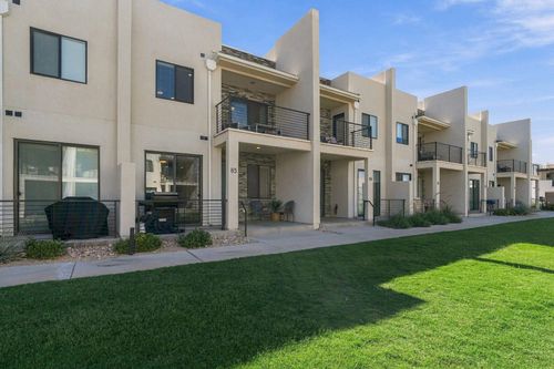 85-710 W Akoya Pearl St, St George, UT, 84790-2309 | Card Image