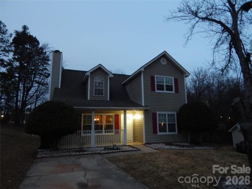 8019 Maxwelton Dr, Huntersville, NC, 28078-8422 | Card Image