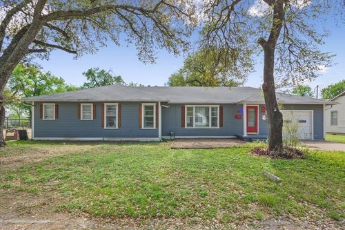 216 Bluebonnett Dr, Marlin, TX, 76661-2004 | Card Image