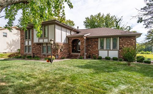 4316 N Leonore Dr, Decatur, IL, 62526-1134 | Card Image