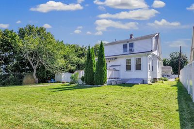 69 Cherry Street, House other with 3 bedrooms, 2 bathrooms and null parking in Stratford CT | Image 3