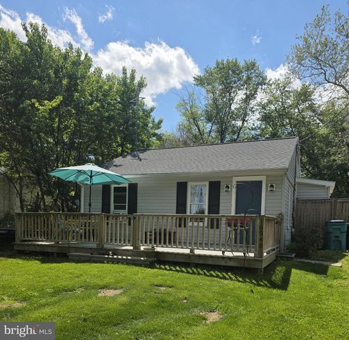 16940 Shinham Rd, HAGERSTOWN, MD, 21740-2217 | Card Image
