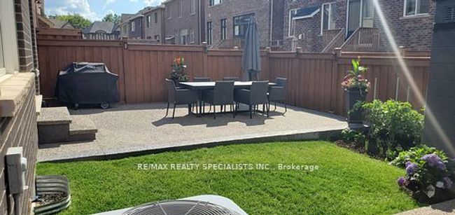 882 Magnolia Terr, House other with 4 bedrooms, 3 bathrooms and 2 parking in Milton ON | Image 33