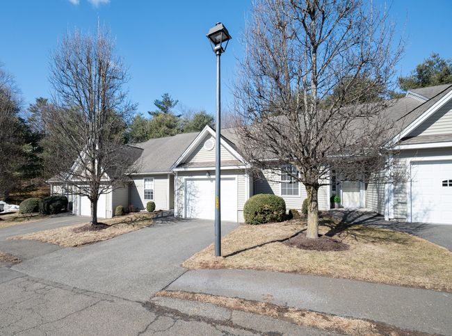 86 - 86 Haley Ln, Condo with 2 bedrooms, 2 bathrooms and null parking in Sandy Hook CT | Image 28