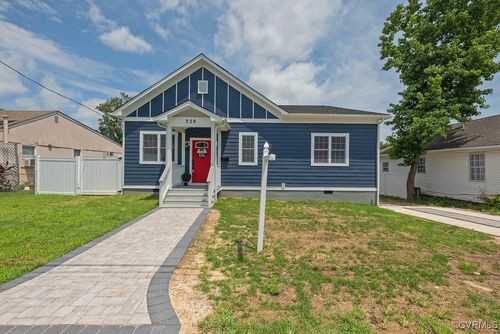 208 Piedmont Ave, Colonial Heights, VA, 23834-3036 | Card Image