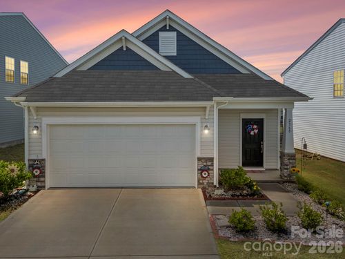 2368 Trollinger Dr, Catawba, NC, 28609-9549 | Card Image