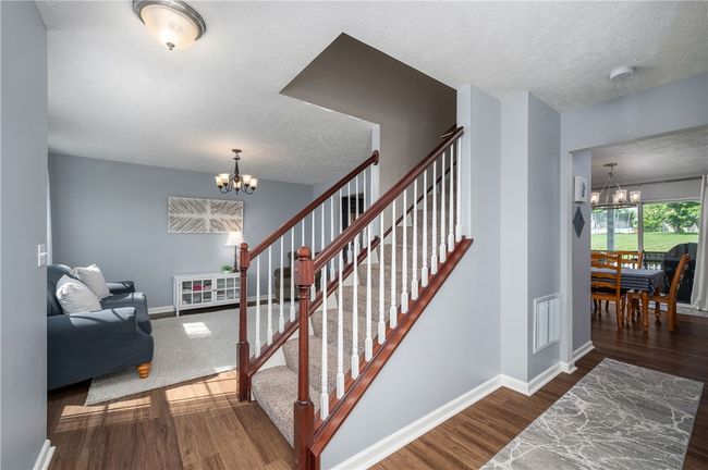 132 Naughton Cir, House other with 4 bedrooms, 3 bathrooms and null parking in Forward Twp - BUT PA | Image 8