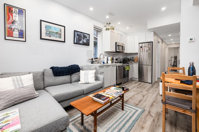 MAIN - 12 Rusholme Park Cres, Home with 2 bedrooms, 1 bathrooms and null parking in Toronto ON | Image 8