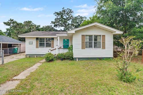 1515 Westward Dr, Gulfport, MS, 39501-3973 | Card Image