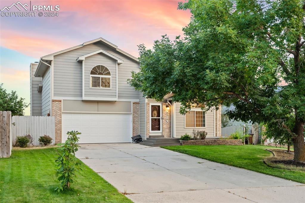 Aragon Dr, Colorado Springs, CO 80920