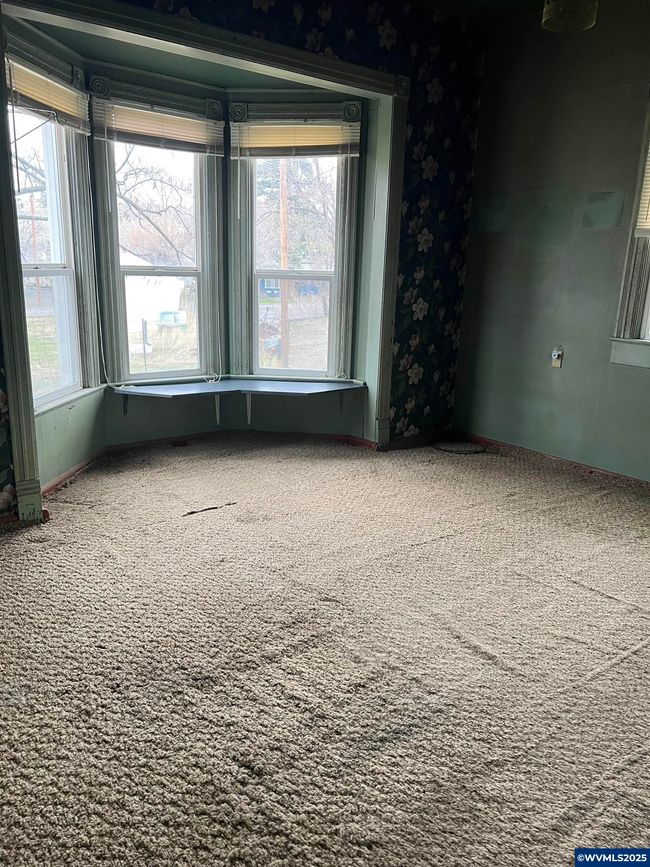 955 B St, House other with 3 bedrooms, 1 bathrooms and null parking in Fossil OR | Image 8