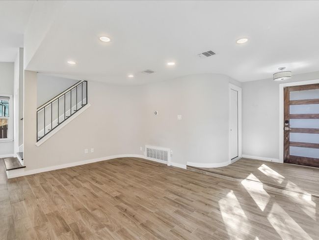 10310 Bilbrook Pl, House other with 3 bedrooms, 3 bathrooms and 4 parking in Austin TX | Image 7