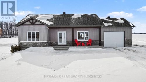 121 County Rd 19 Road, Alfred and Plantagenet, ON, K0A3K0 | Card Image