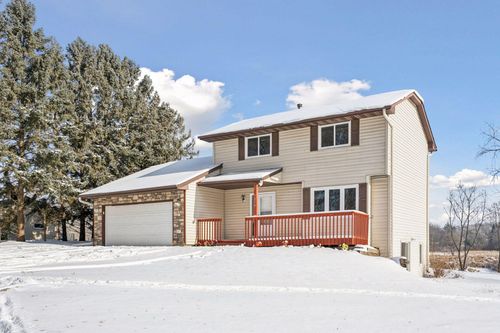 7050 Pioneer Trl, Loretto, MN, 55357-9628 | Card Image