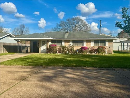 6135 Coco Dr, Alexandria, LA, 71303-2002 | Card Image