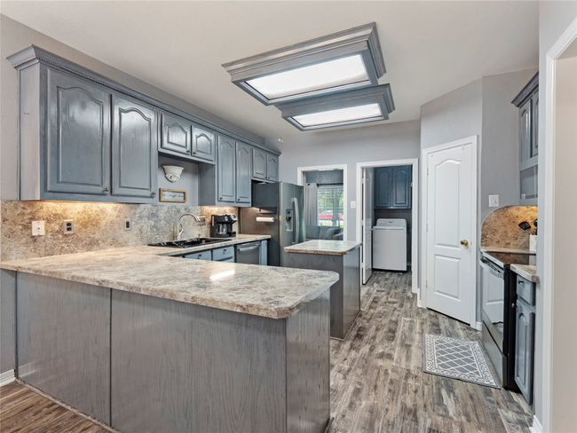 4710 Ashley Cir, House other with 4 bedrooms, 2 bathrooms and null parking in Midlothian TX | Image 10