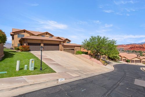 579 Ridgecrest Cir, St. George, UT, 84770-5740 | Card Image