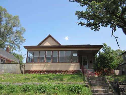 4230 Fremont Ave N, Minneapolis, MN, 55412-1629 | Card Image