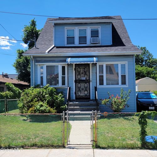 121-14 Merrill St, Jamaica, NY, 11434-1906 | Card Image