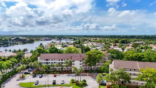 101-12524 Shoreline Dr, Wellington, FL, 33414-8009 | Card Image