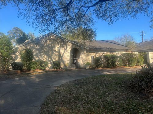 2603 Briarpark Dr, Houston, TX, 77042-2130 | Card Image