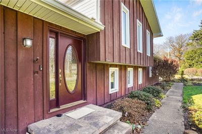 View of entrance to property | Image 2