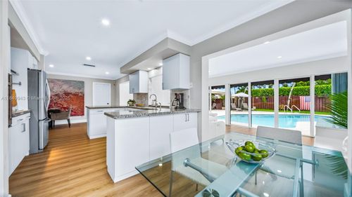 5212 Taft St, Hollywood, FL, 33021-3947 | Card Image