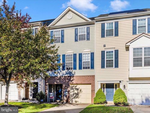 1003 Lavenport Way, FREDERICK, MD, 21702-5136 | Card Image