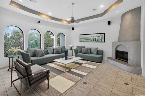 23204 Fossil Peak, San Antonio, TX, 78261-3027 | Card Image