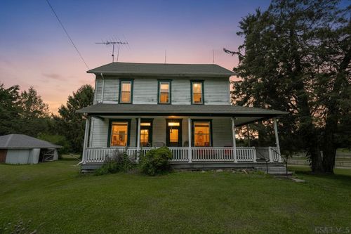 390 Wingard Rd, Hollsopple, PA, 15935-8022 | Card Image