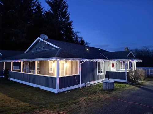 210 Poplar Rd, Alert Bay, BC, V0N1A0 | Card Image