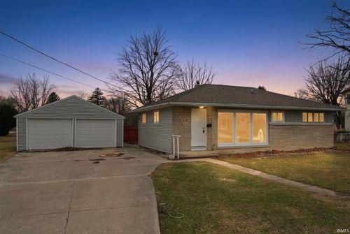 660 Clark St, Huntington, IN, 46750-3109 | Card Image