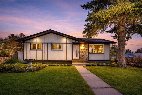 708 Sacramento Pl Sw, Calgary, AB, T2W0R5 | Card Image