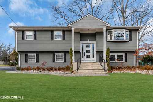 27 Hamilton Ave, Morganville, NJ, 07751-1222 | Card Image
