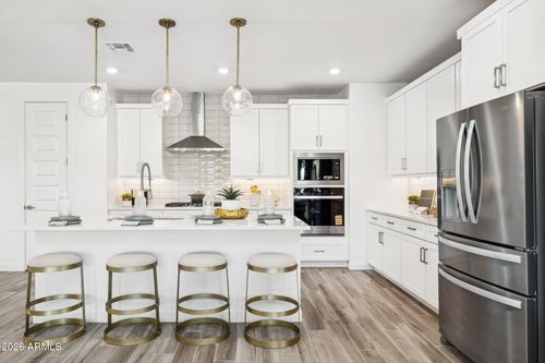 2613 E Villa Linda Dr, Phoenix, AZ, 85024-5340 | Card Image